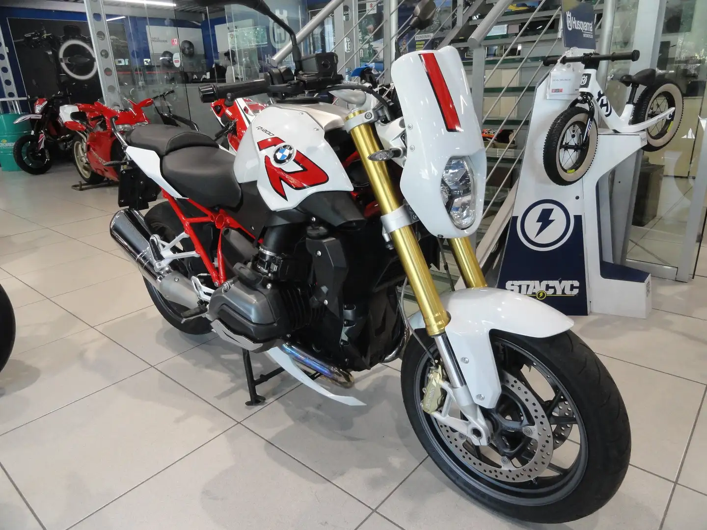 BMW R 1200 R Sport Blanc - 2