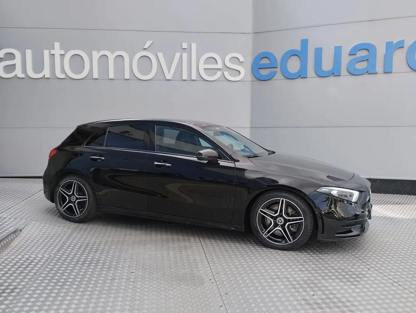 Mercedes-Benz A 250 Progressive Line Advanced 4Matic 8G-DCT Negro - 1