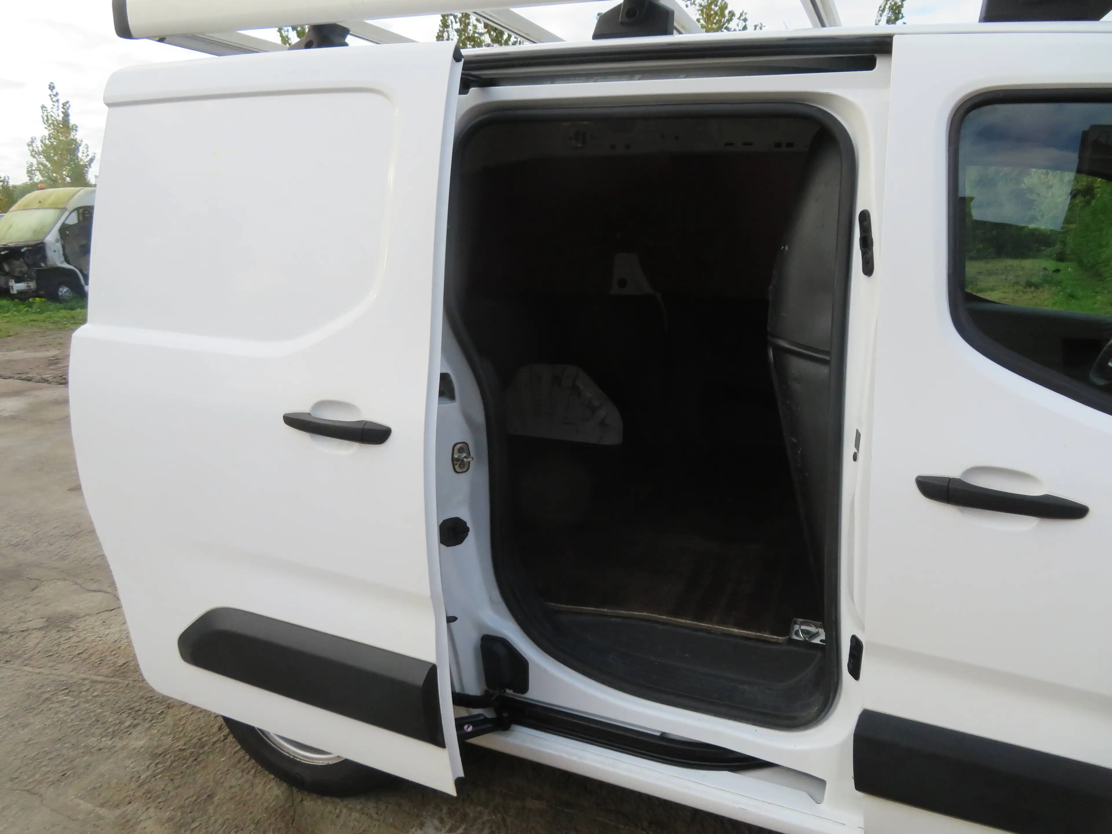 Peugeot Partner 1.5 BlueHDI - Dakdrager — photo 9