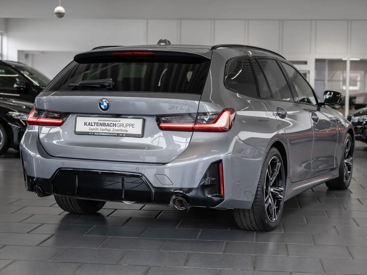 BMW 318 i Touring M-Sport FACEL. PANO AHK HUD 360° Gris - 2