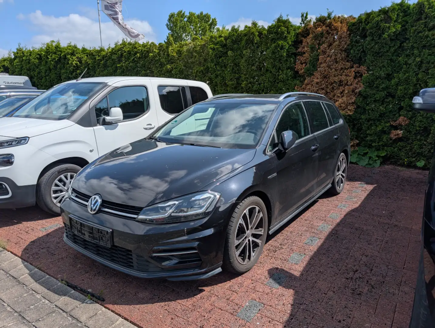 Volkswagen Golf R-LineDSG LED Panoramad. R-Cam SHZ Noir - 1