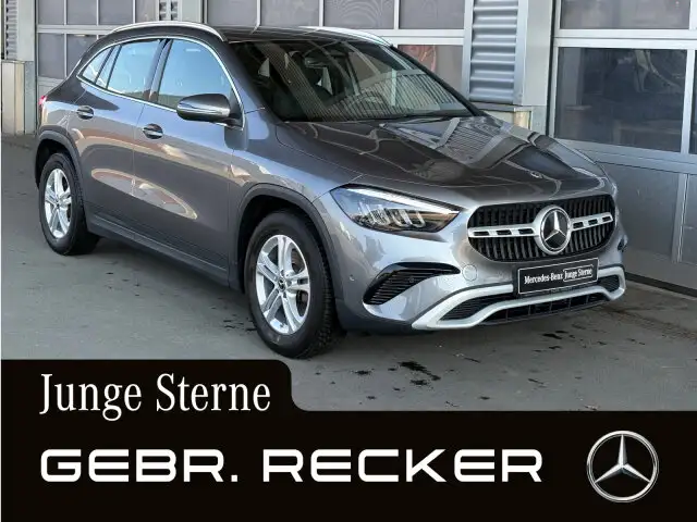 Mercedes-Benz GLA 200 Advanced MBUX LED Kamera eHeckklappe DAB Navi/Autom./Klima/Park Assist./Sitzhzg./MF Lenkrad/Dachrel./Digitales Radio