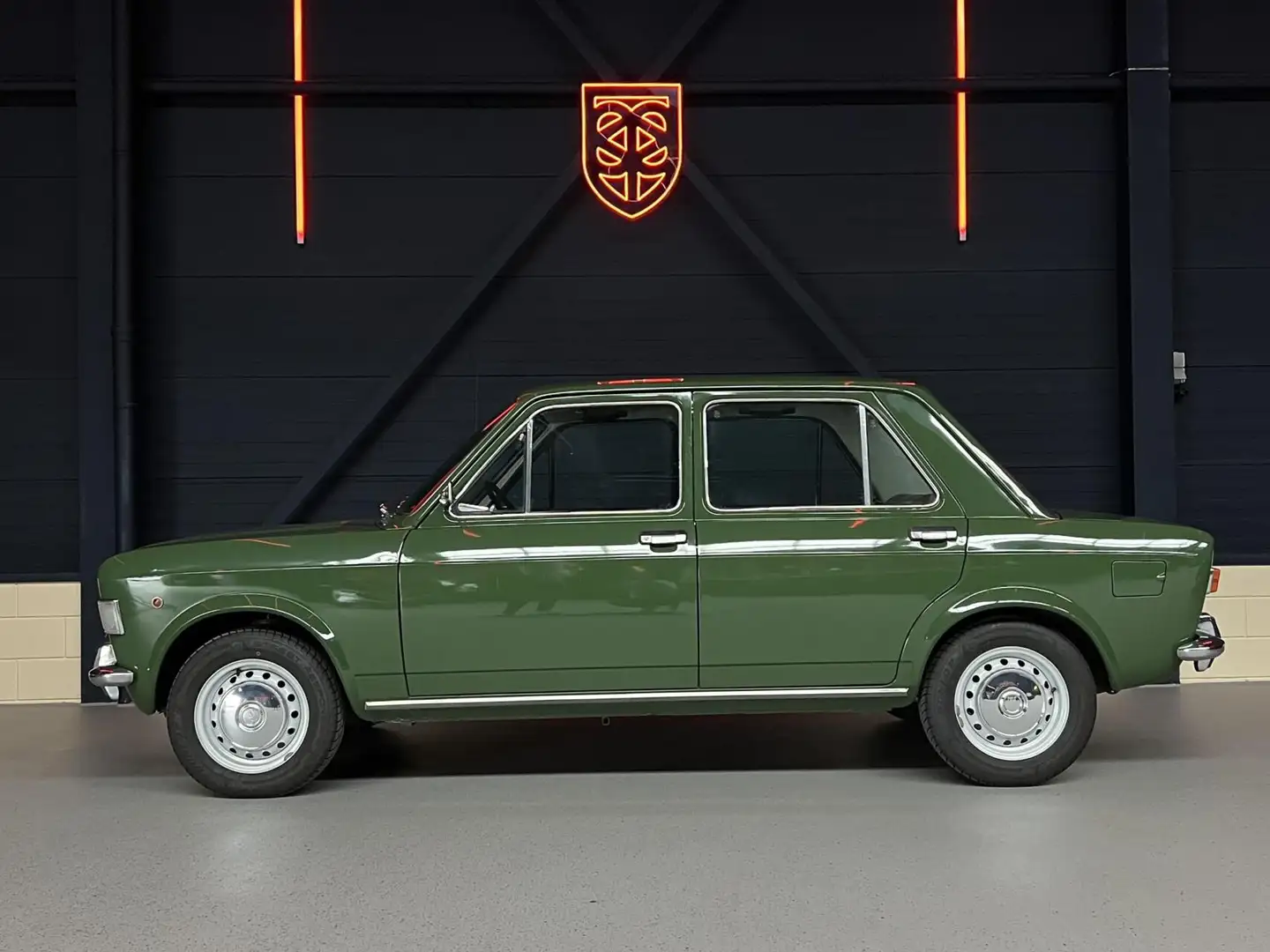 Fiat 128 Berlina Verde - 2