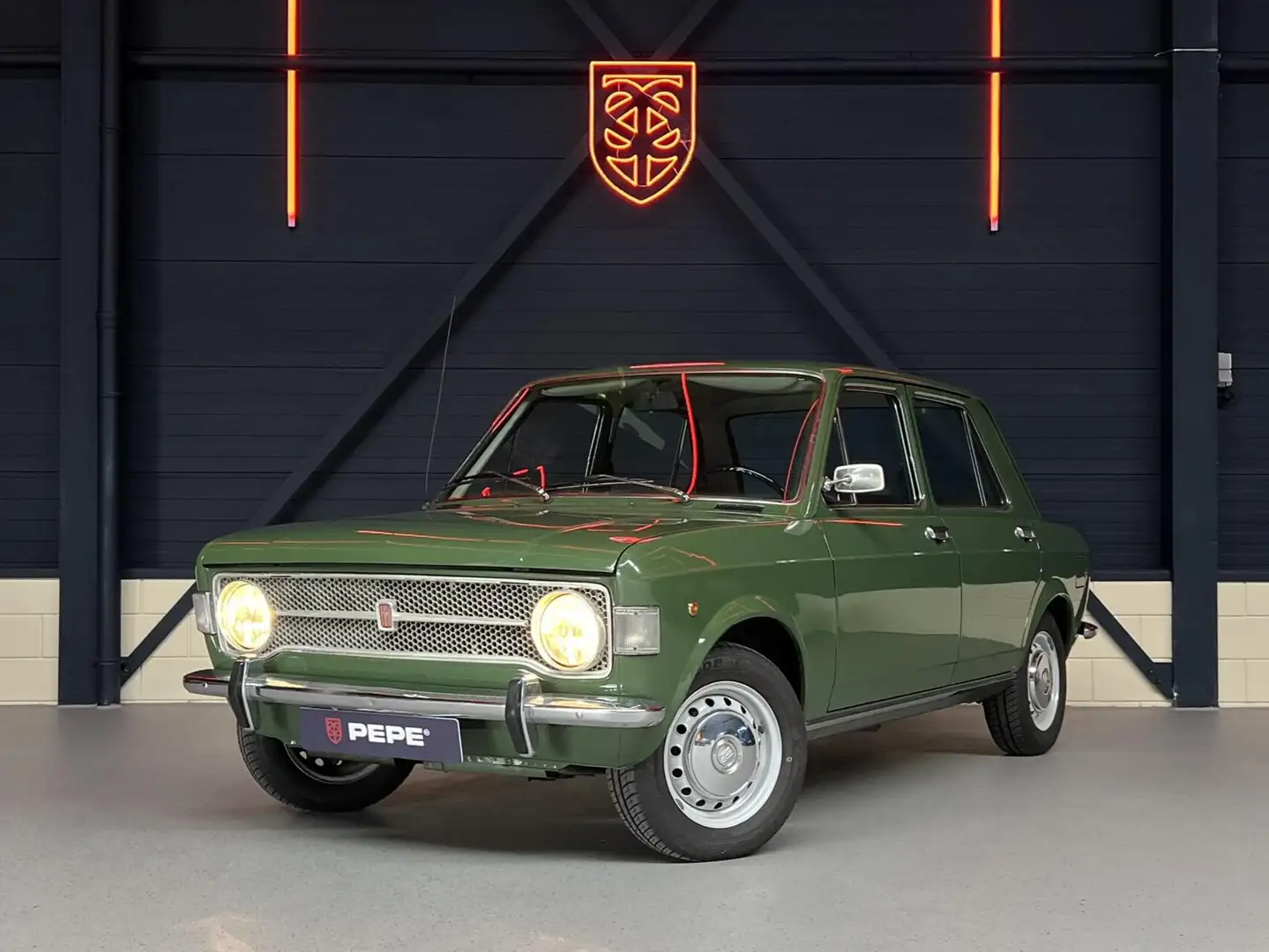 Fiat 128 Berlina Verde - 1