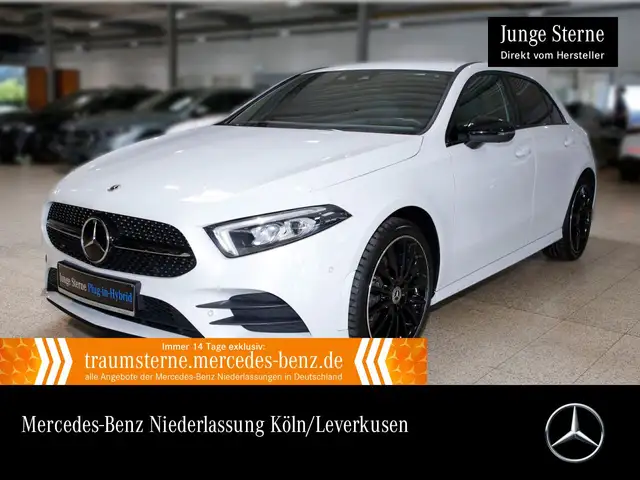 Mercedes-Benz A 250 e AMG+NIGHT+360°+LED+19"+8G