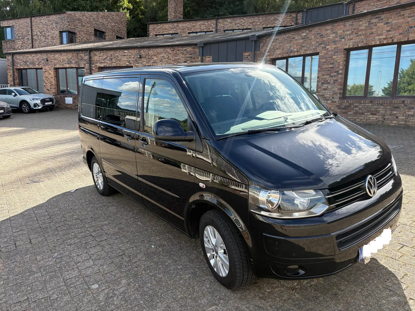 Volkswagen T5 Multivan Multivan 2.0 CR TDi Comfortline DSG Noir - 2
