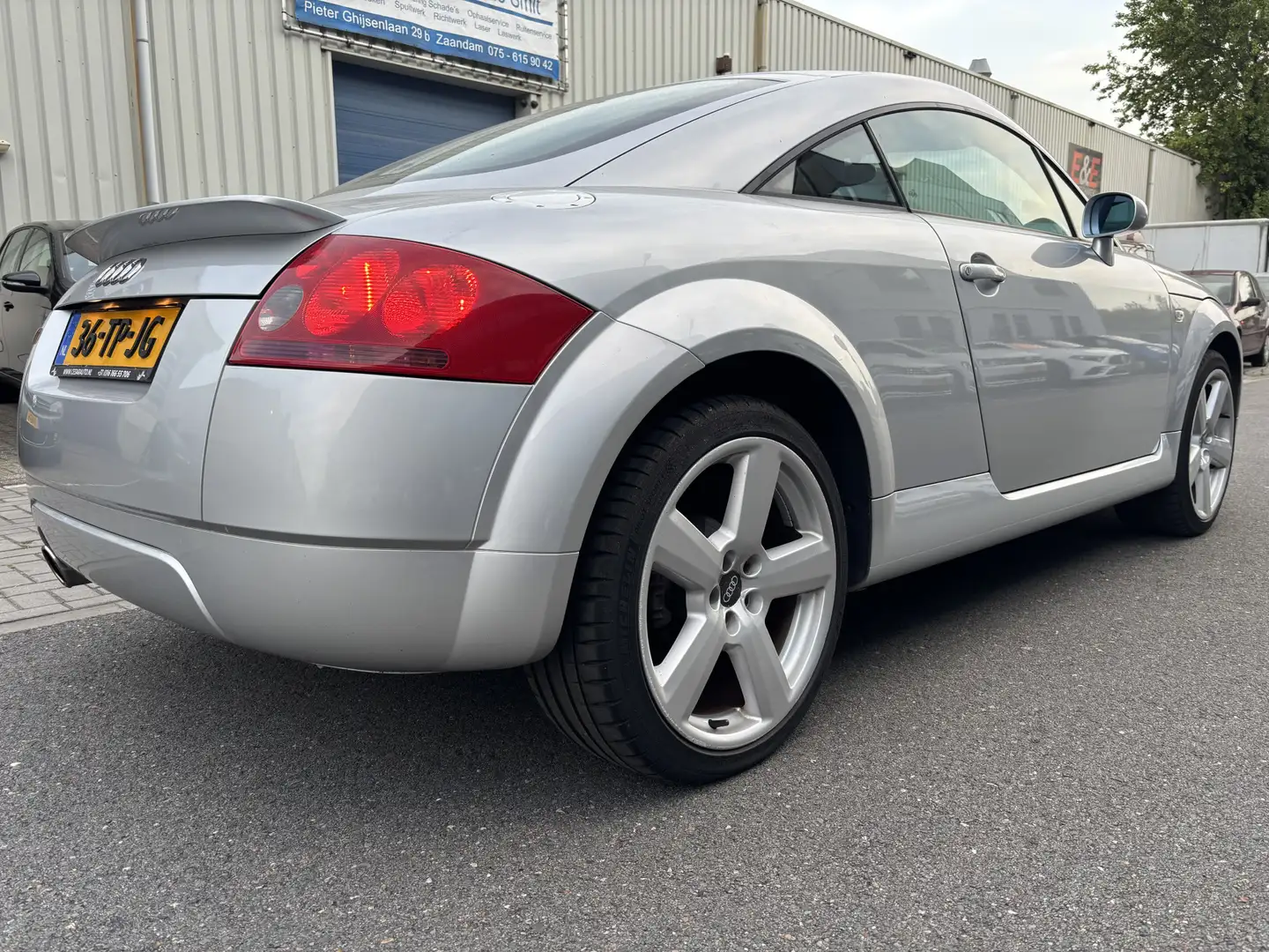 Audi TT 1.8 5V Turbo / DEALER ONDERHOUDEN Grau - 2