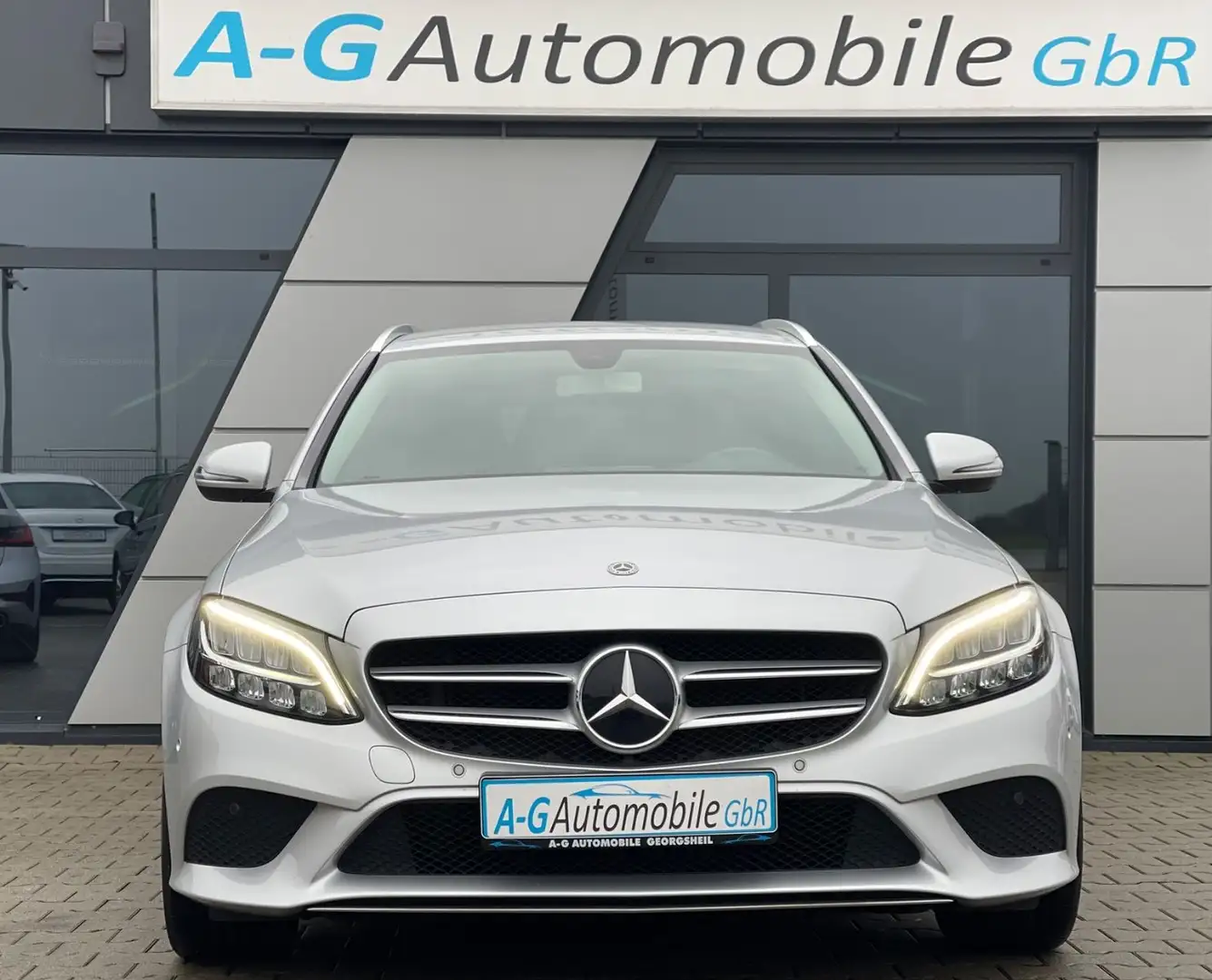 Mercedes-Benz C 200 d T-Modell Avantgarde LED AHK Kamera - 2