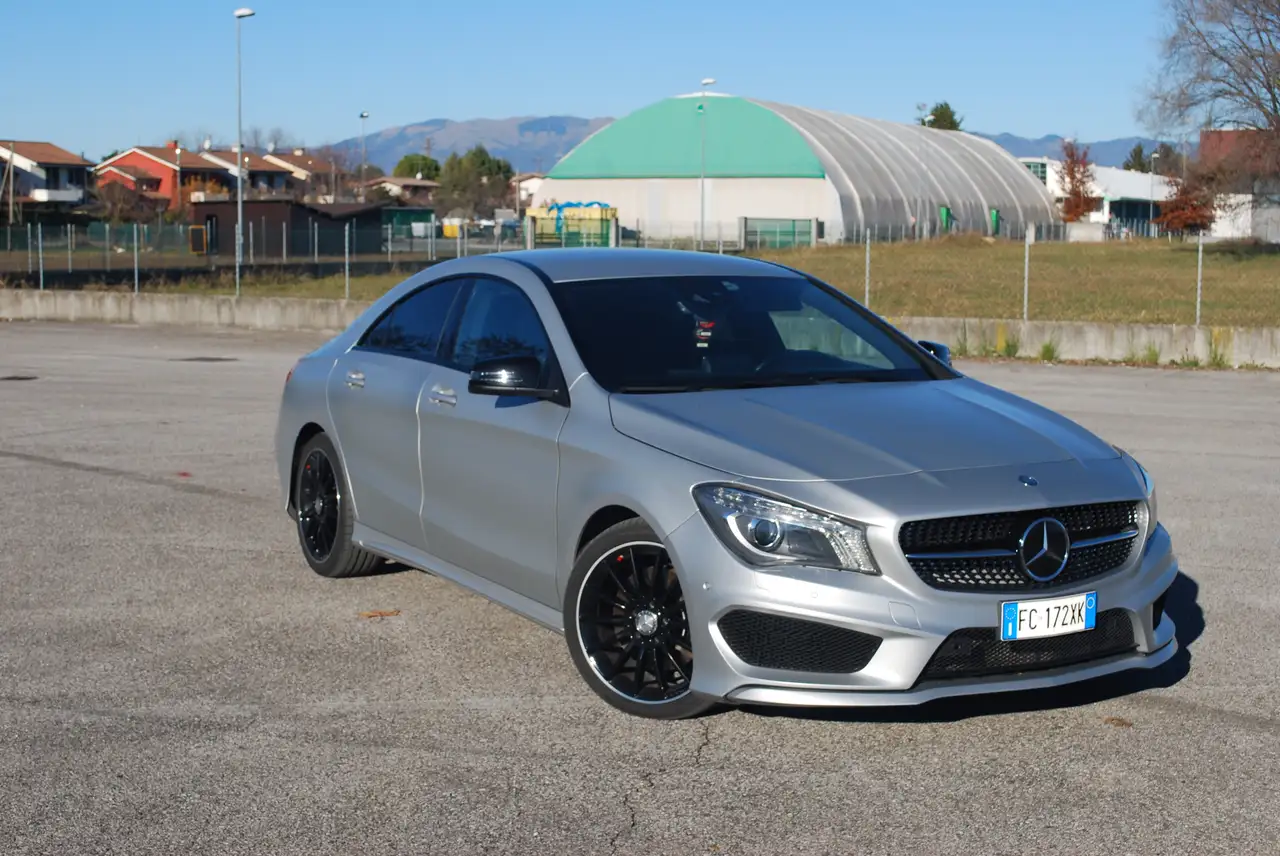 Mercedes-Benz CLA 220