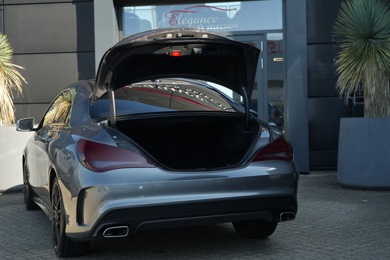 Mercedes-Benz CLA 180 AMG 123pk Panoramadak/Navigatie/Stoelverwarming — photo 28