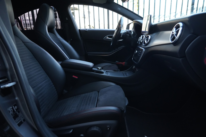 Mercedes-Benz CLA 180 AMG 123pk Panoramadak/Navigatie/Stoelverwarming — photo 9
