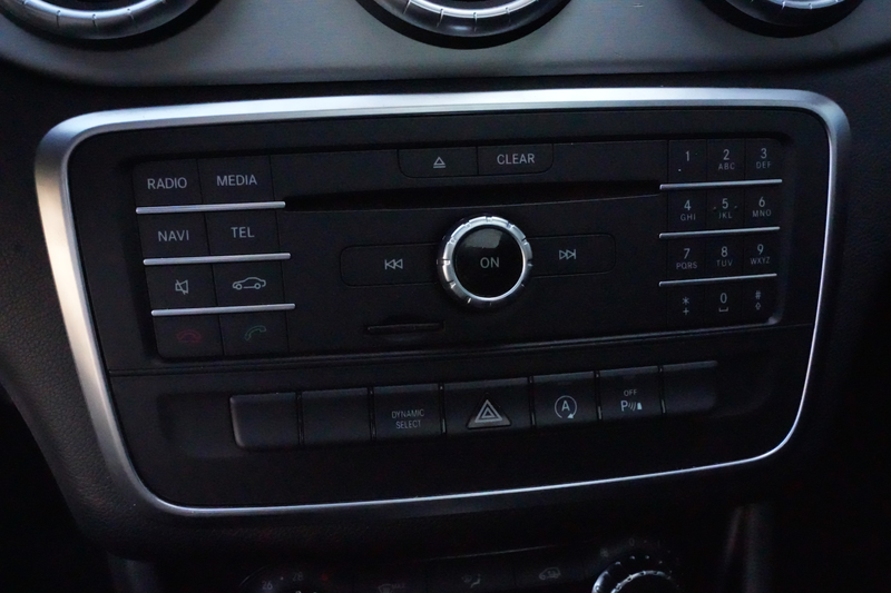 Mercedes-Benz CLA 180 AMG 123pk Panoramadak/Navigatie/Stoelverwarming — photo 15