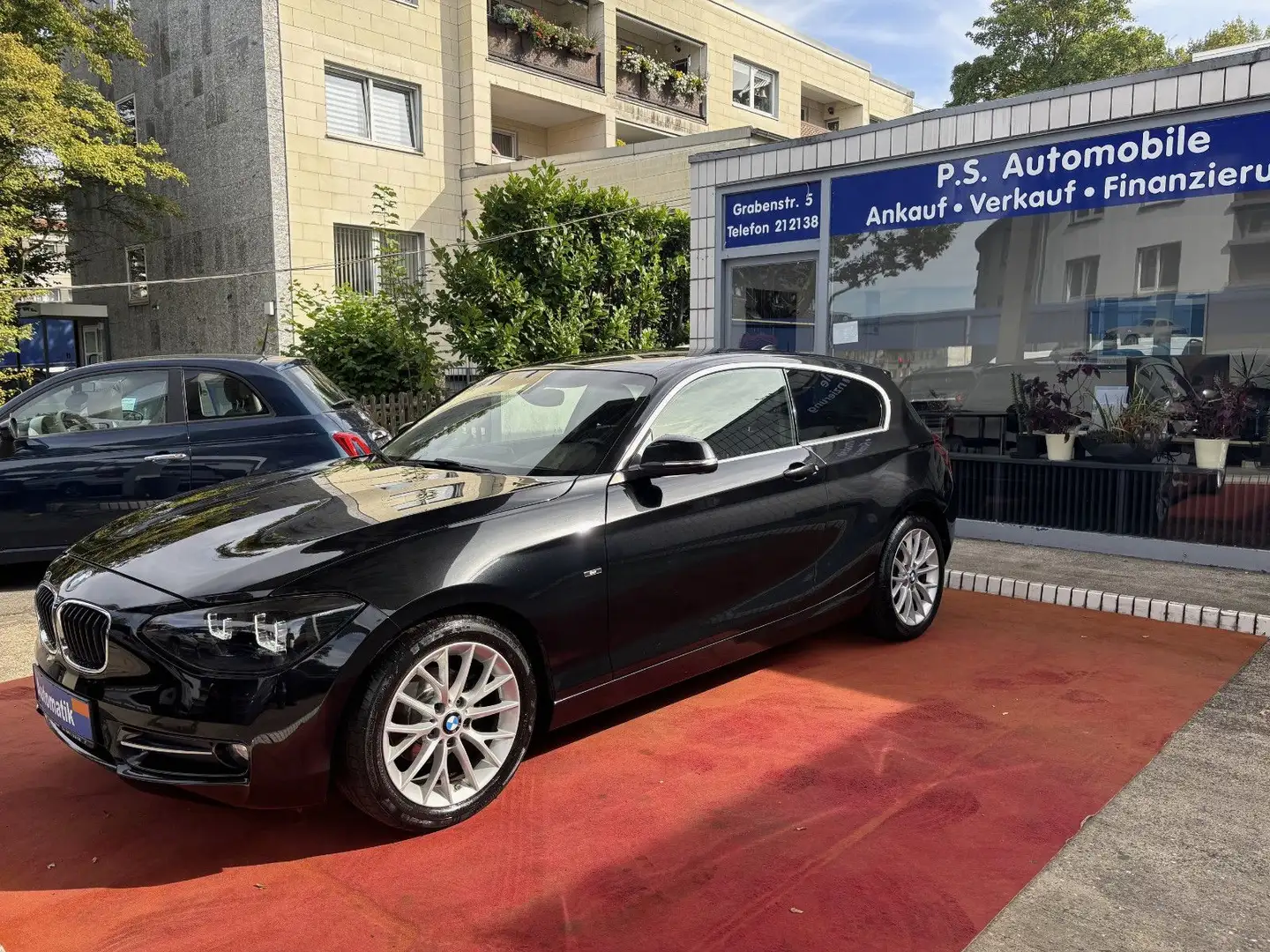 BMW 116 Baureihe 1 Lim. 3-trg. 116 i Erste Hand*Navi Noir - 1