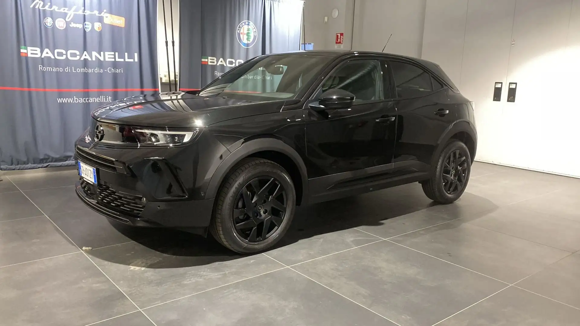 Opel Mokka 1.2 Turbo GS Schwarz - 1