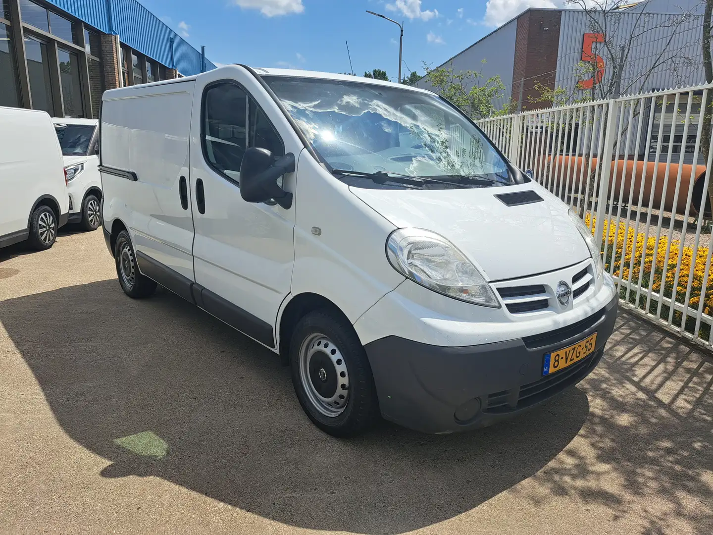 Nissan Primastar 2.0 dCi Airco 3-Zits Cruisecontrol EURO5 Wit - 1