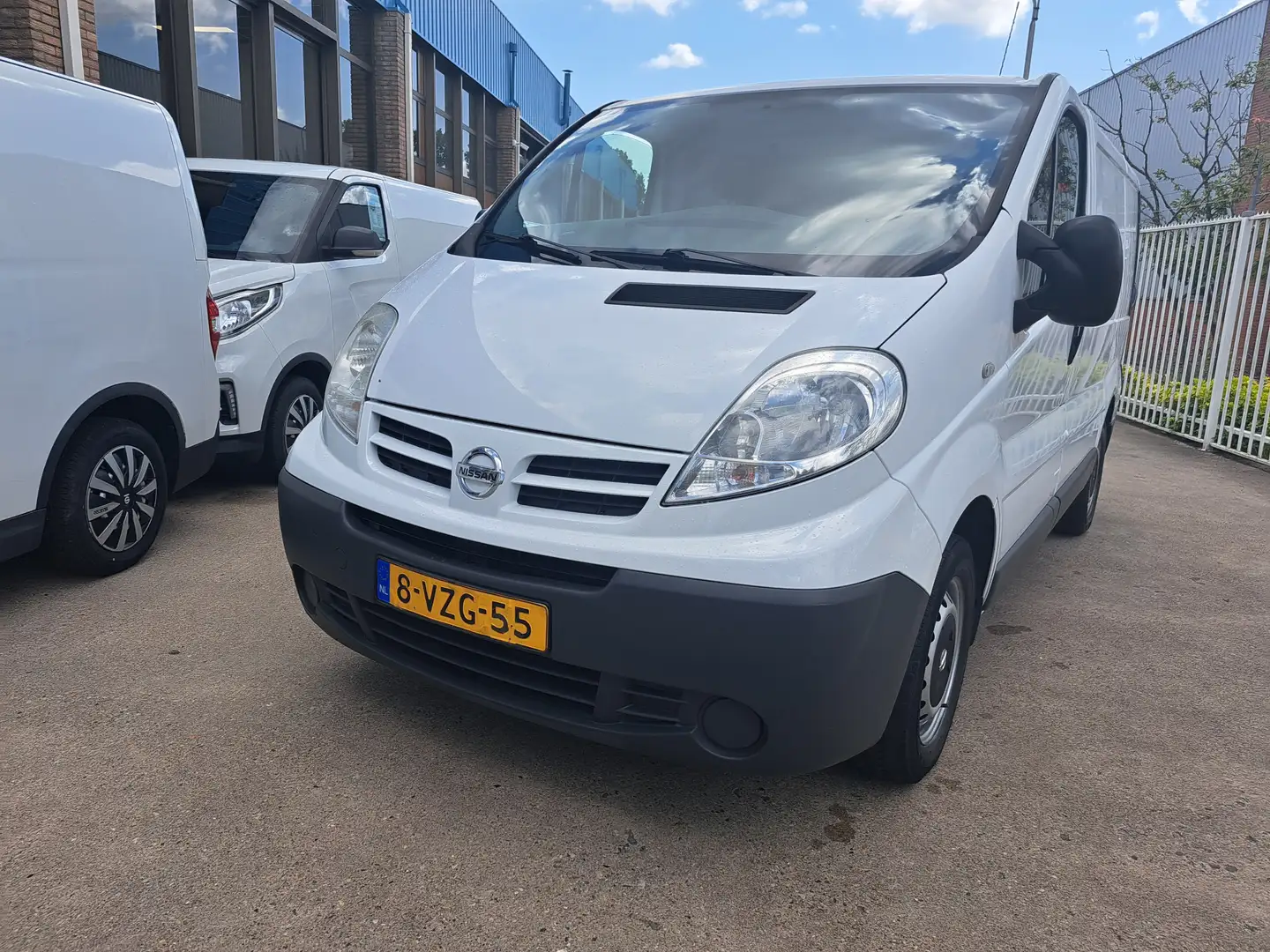 Nissan Primastar 2.0 dCi Airco 3-Zits Cruisecontrol EURO5 Wit - 2