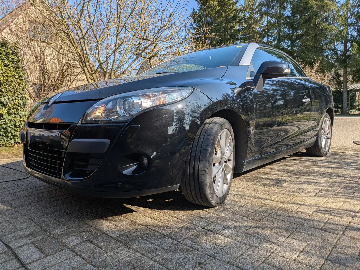 Renault Megane dCi 130 FAP Coupe-Cabriolet Luxe Schwarz - 1