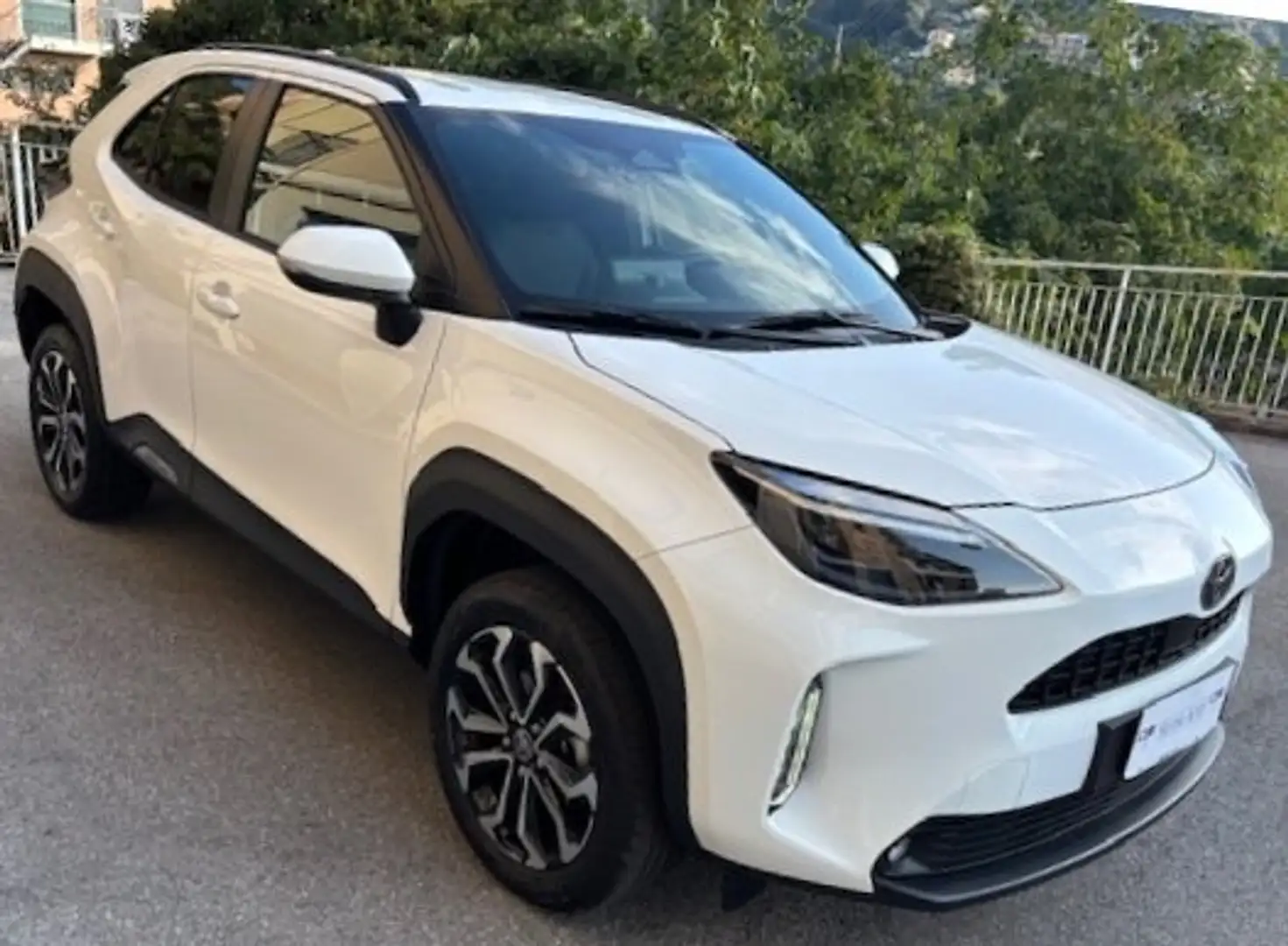 Toyota Yaris Cross Hybrid 1.5i 116CV Trend Bianco - 1
