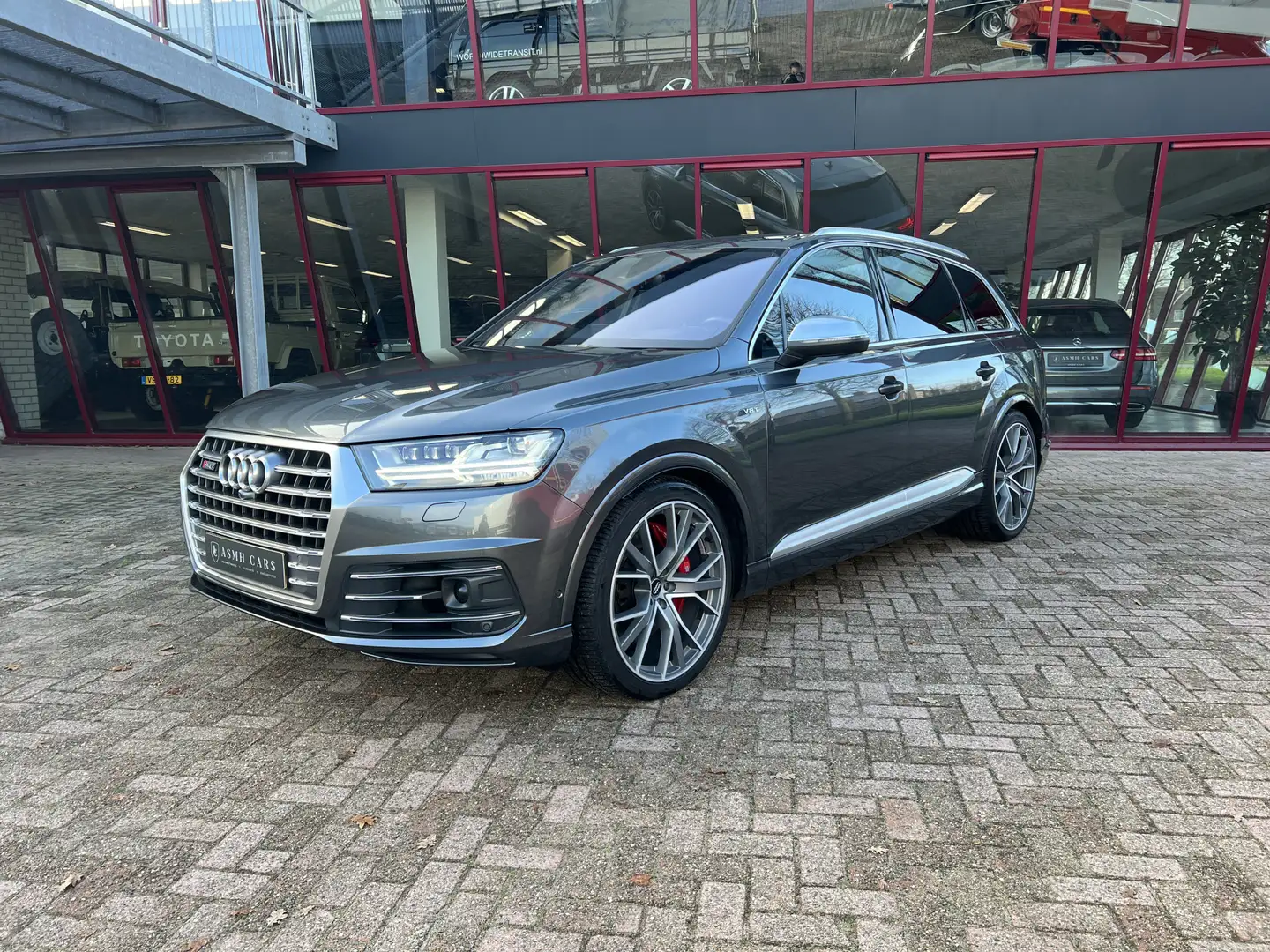 Audi SQ7 4.0 TDI Quattro Pro Line + 7p | Matrix | Pano | Tr Grijs - 1
