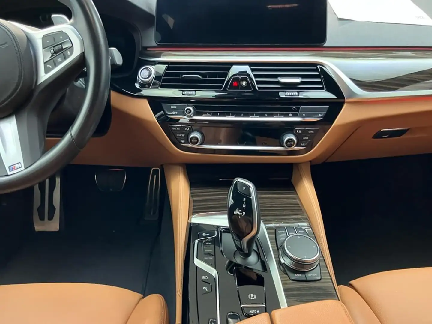 BMW 530 M Sport Rot - 1