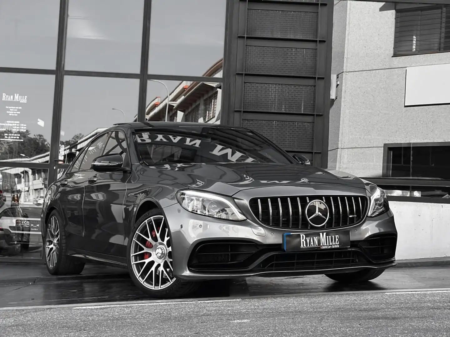 Mercedes-Benz C 63 AMG Speedshift MCT 9G Gris - 1