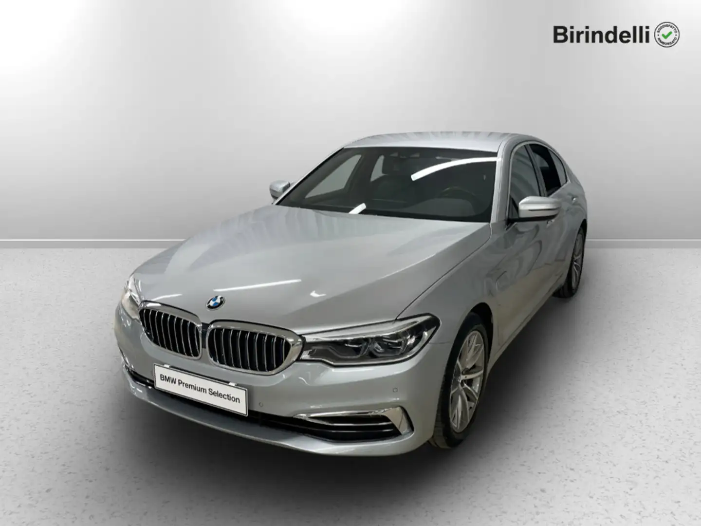 BMW 530 e Luxury auto Argento - 1