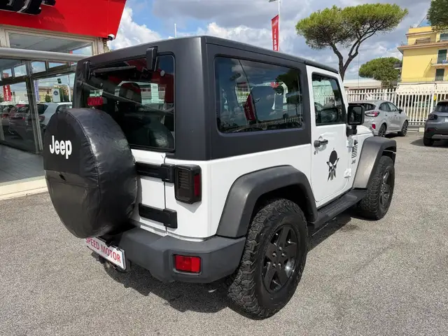 Jeep Wrangler view 5