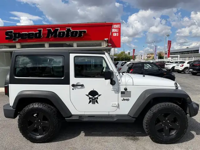 Jeep Wrangler view 7