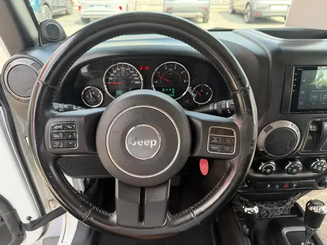 Jeep Wrangler view 10