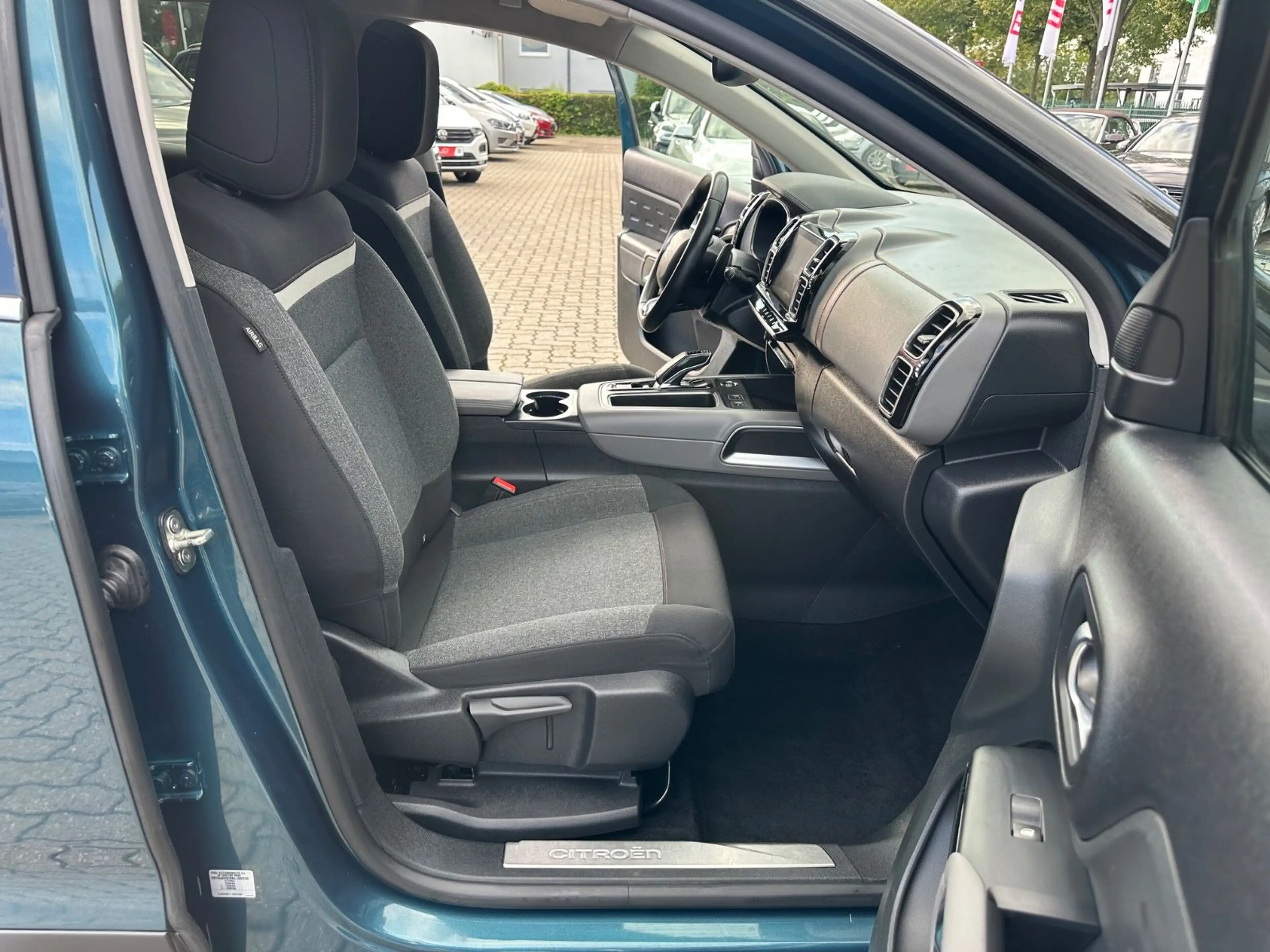 Citroen C5 Aircross 2,0 HDI Aut. LED Pano KAM AHK 132kW — photo 17