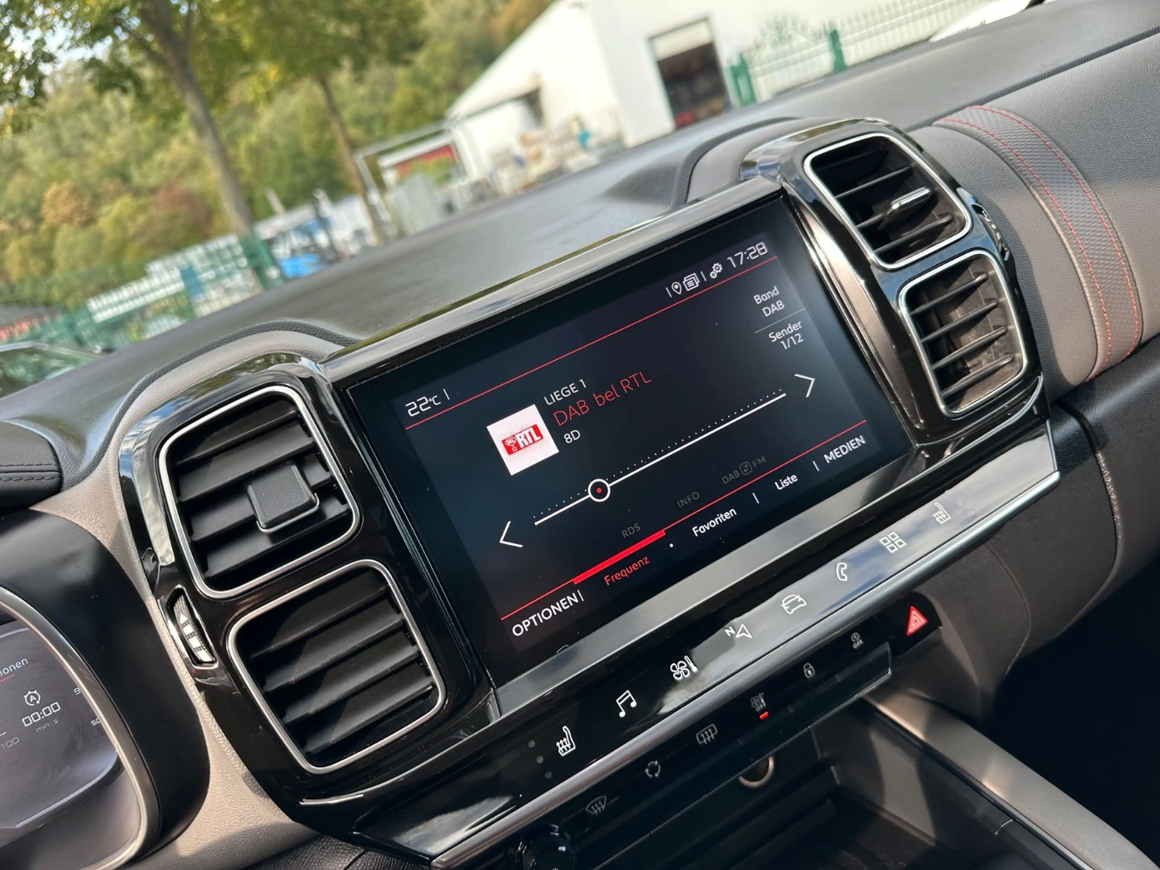 Citroen C5 Aircross 2,0 HDI Aut. LED Pano KAM AHK 132kW — photo 21