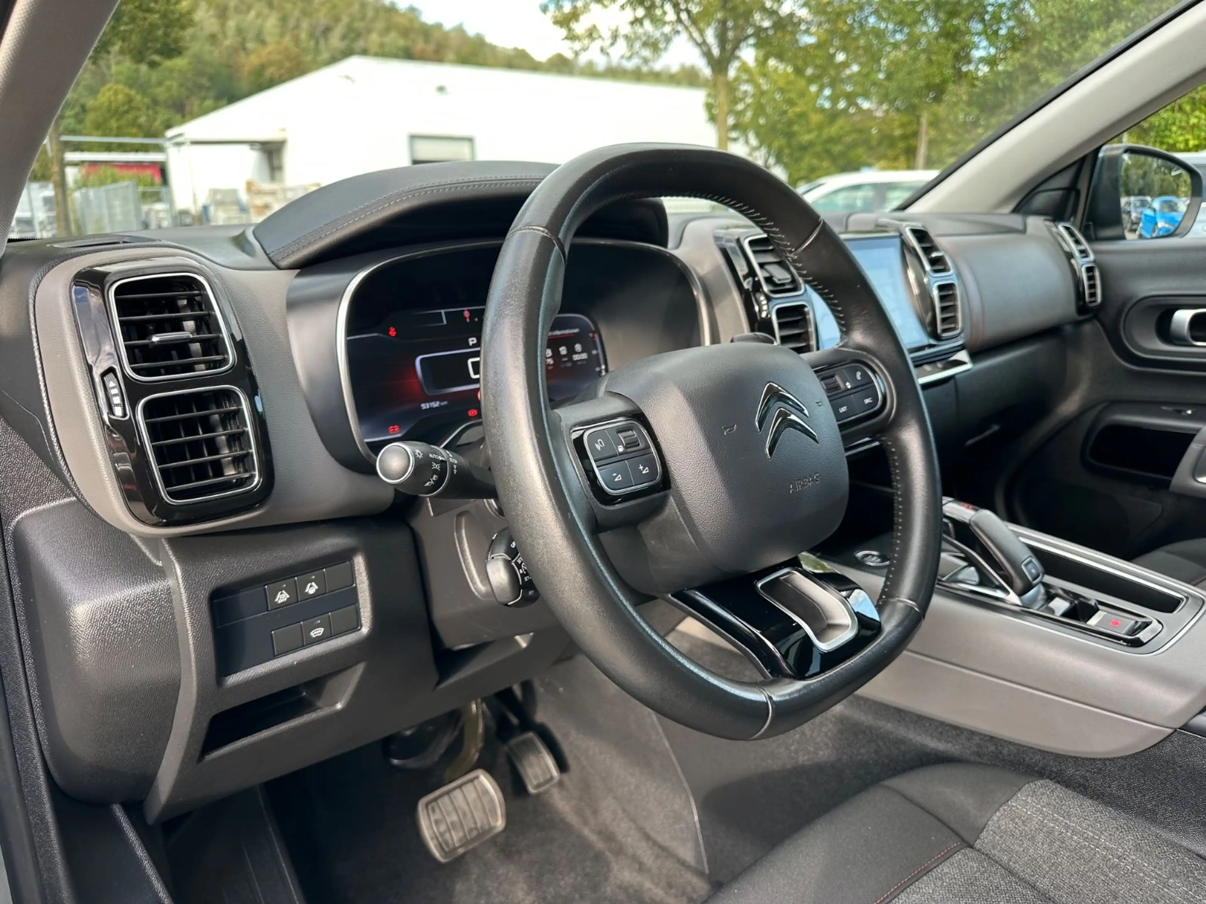 Citroen C5 Aircross 2,0 HDI Aut. LED Pano KAM AHK 132kW — photo 20
