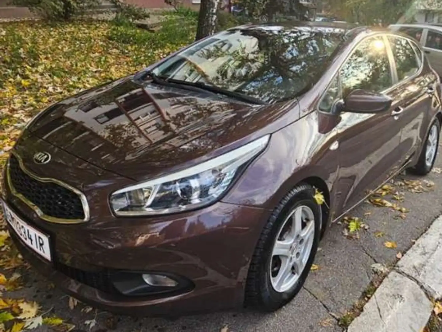 Kia Ceed / cee'd zweite besitzer pickler bis 01.2026 Braun - 1
