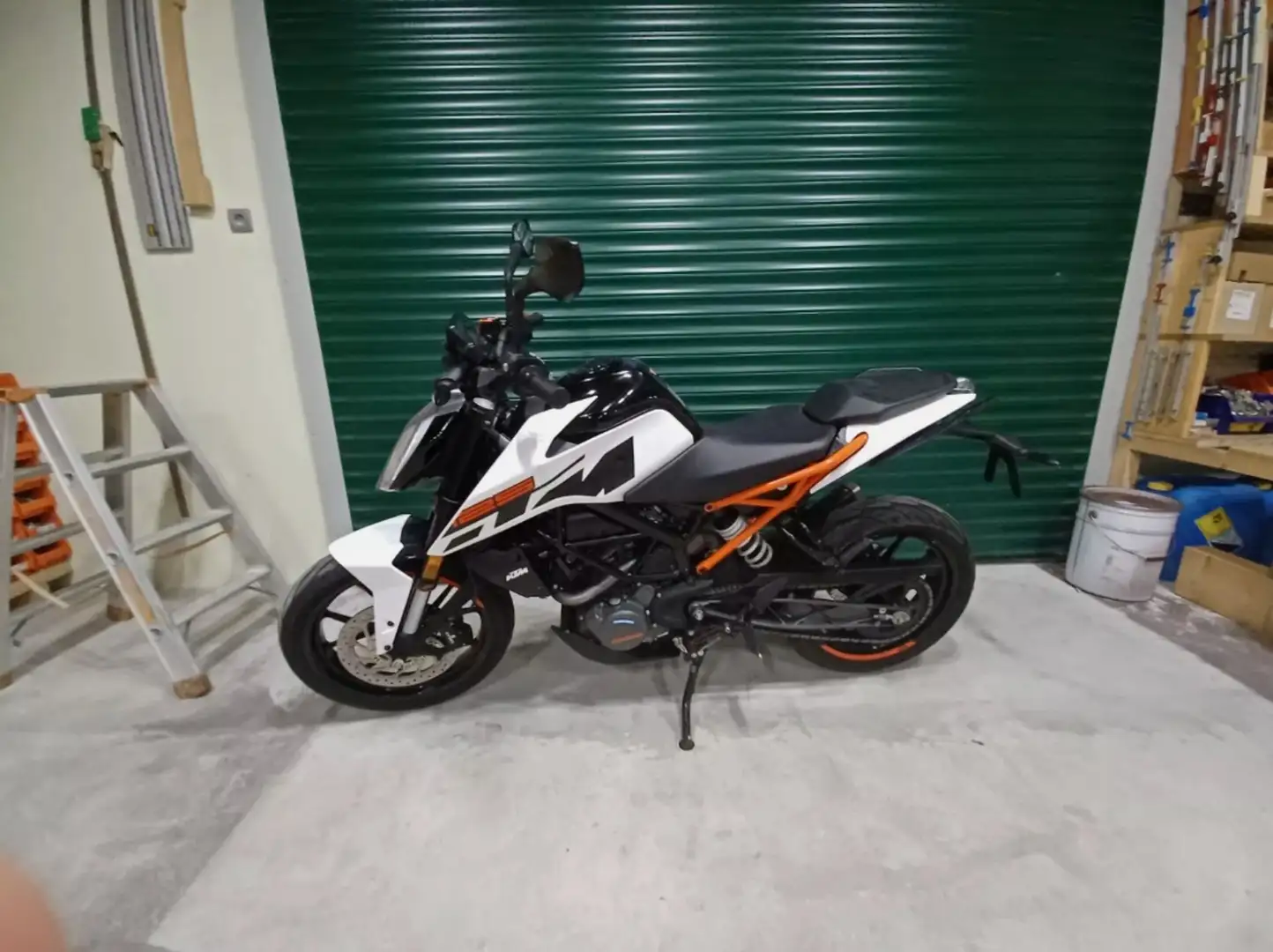 KTM 125 Duke Blanc - 2