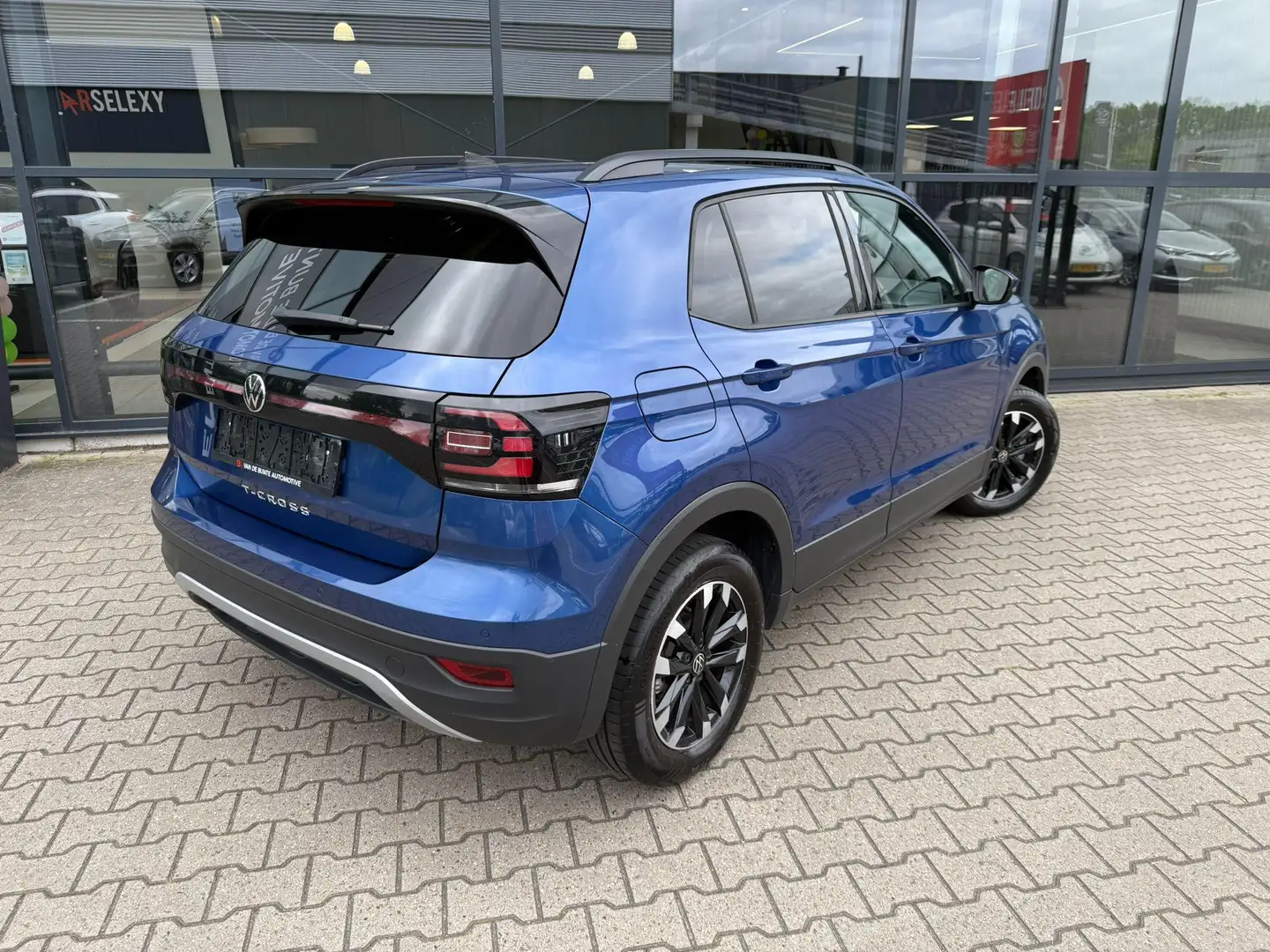 Volkswagen T-Cross 1.0 TSI Style *Apple Carplay & Android Auto* Blauw - 2
