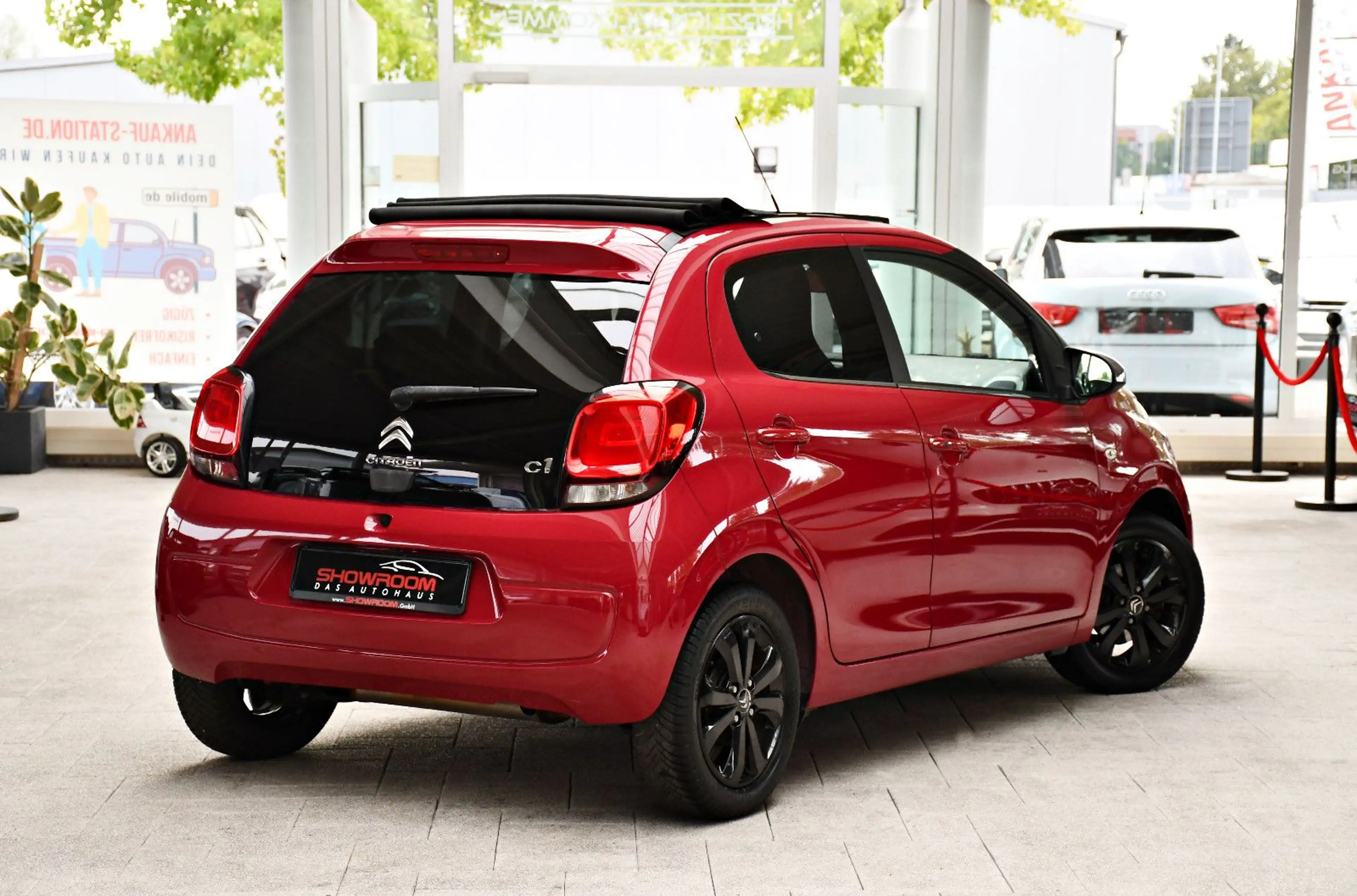 Citroen C1 Airscape Shine Faltdach Shz Tempomat DAB Cam — photo 2