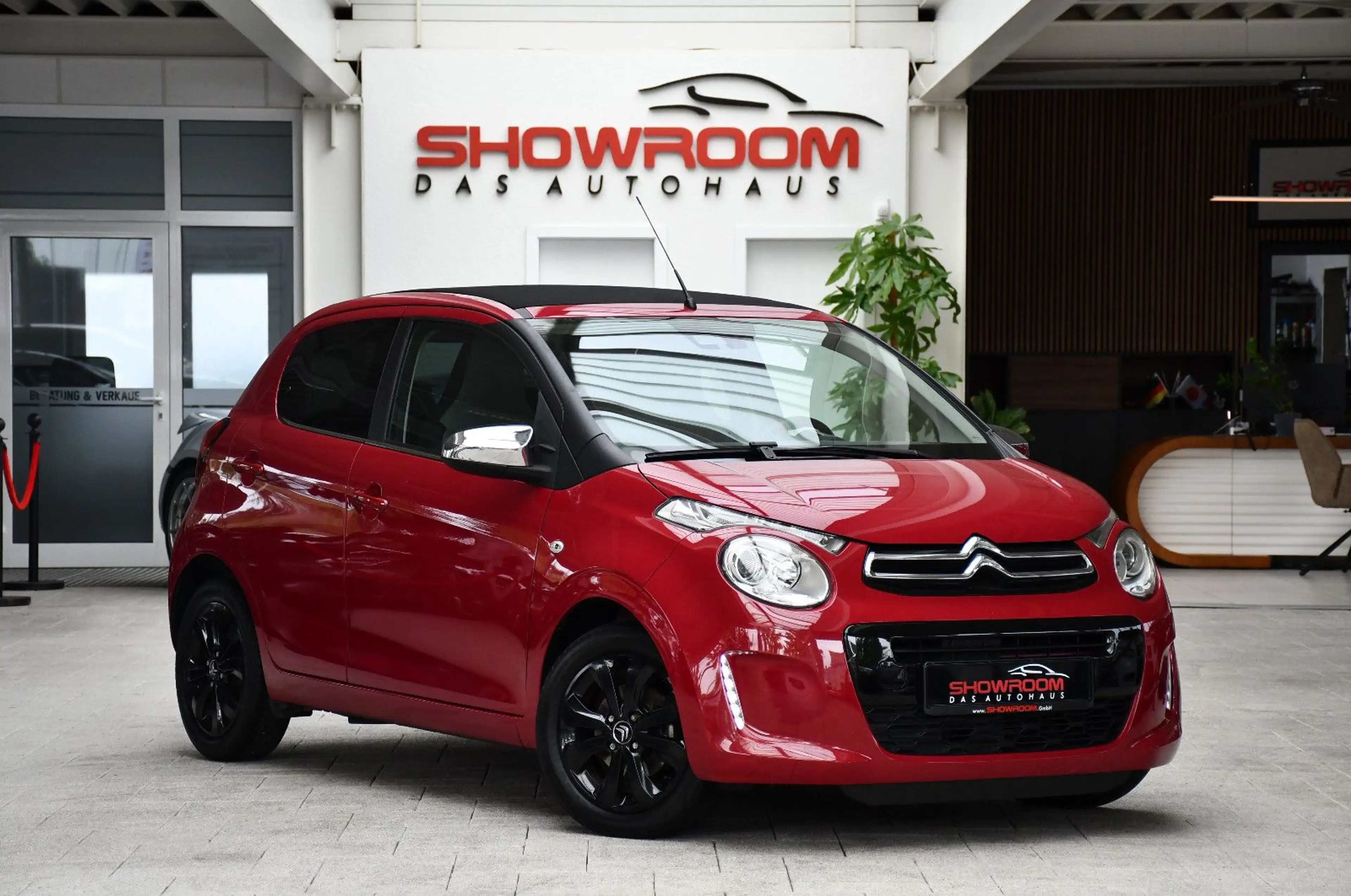 Citroen C1 Airscape Shine Faltdach Shz Tempomat DAB Cam — photo 3