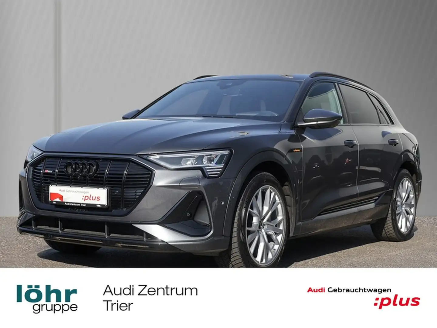 Audi e-tron 55 quattro S line AHK Grau - 1