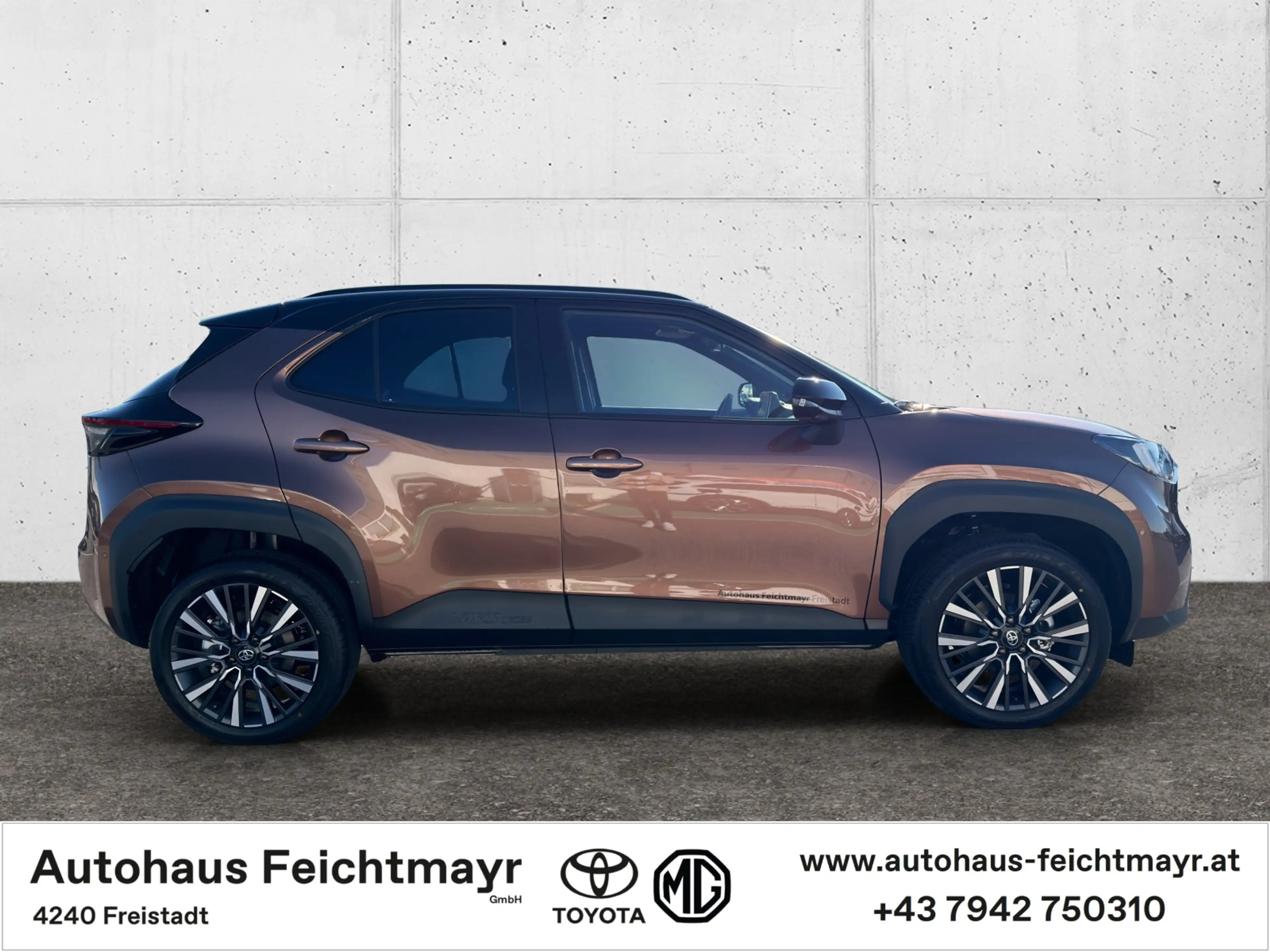 Toyota Yaris Cross HYBRID AWD Lounge Premium Paket Panoramadach 5t. — photo 4