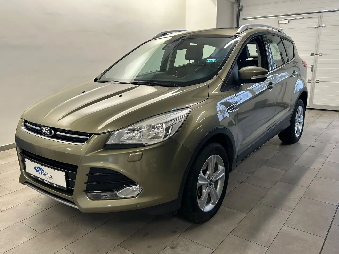 Ford Kuga Titanium 2.0 TDCi - 1