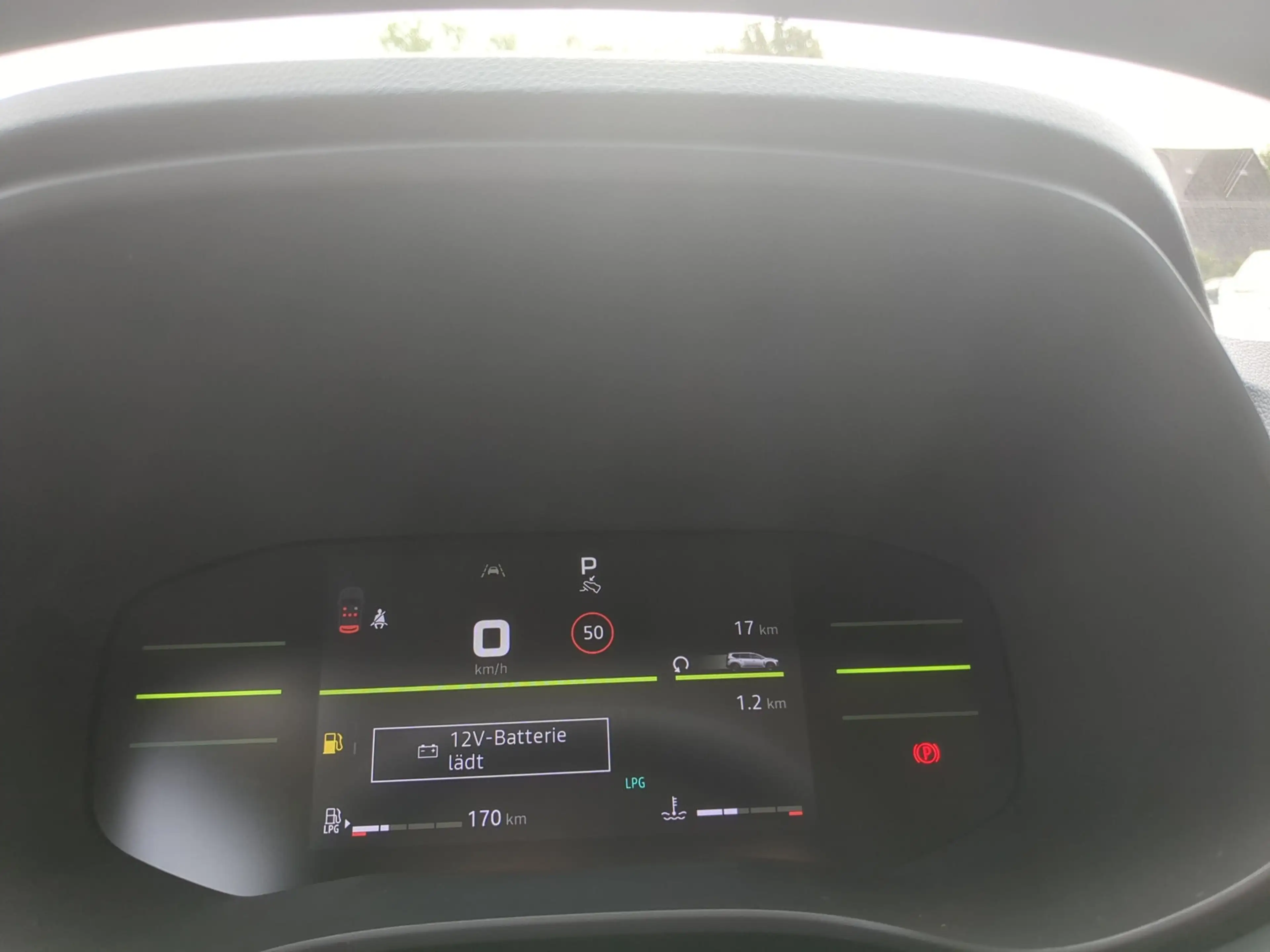 Dacia Jogger LPG 120 auto Extreme 7-S SHZ LKHZ MV-Kamera — photo 14