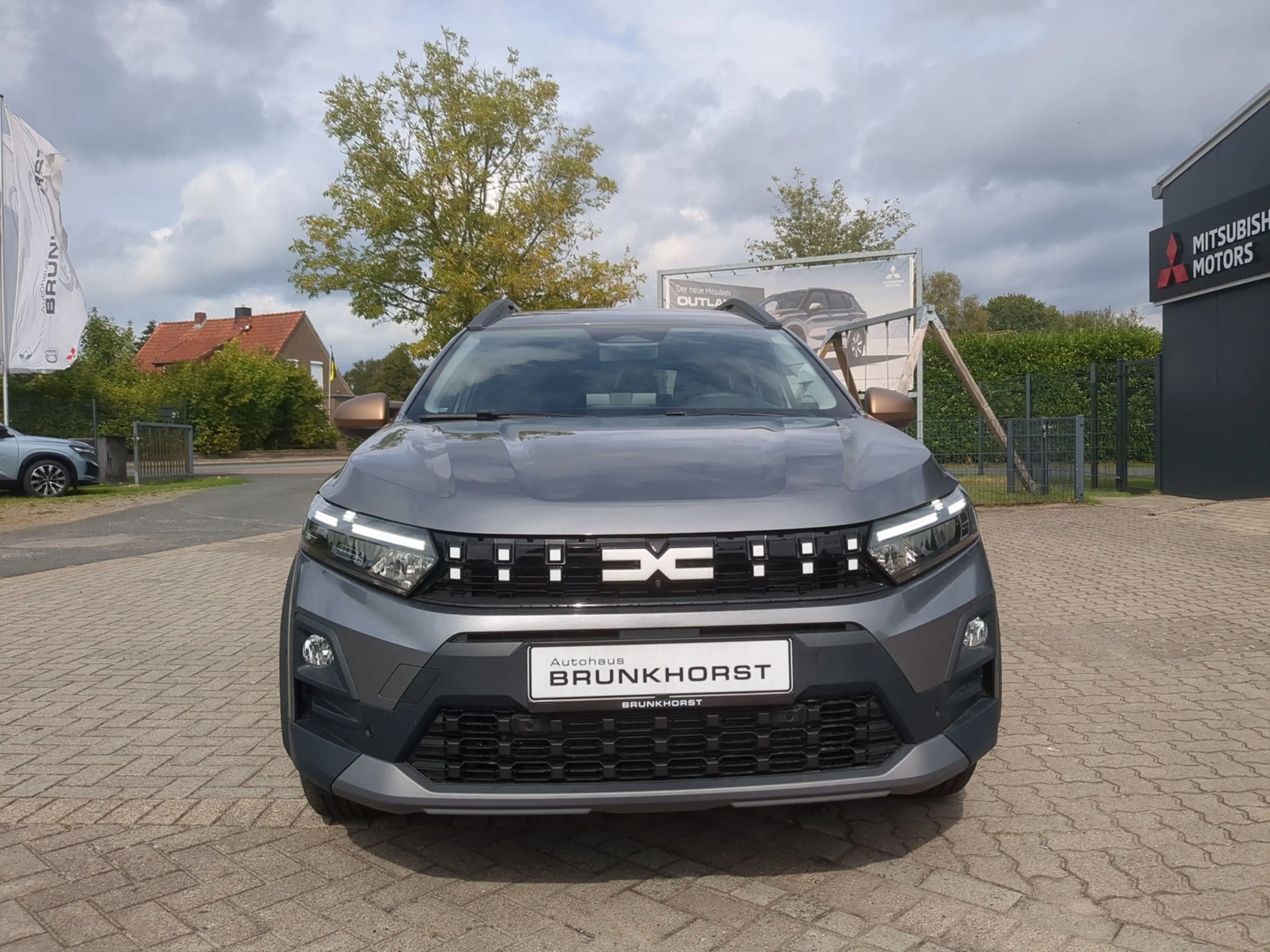 Dacia Jogger LPG 120 auto Extreme 7-S SHZ LKHZ MV-Kamera — photo 3