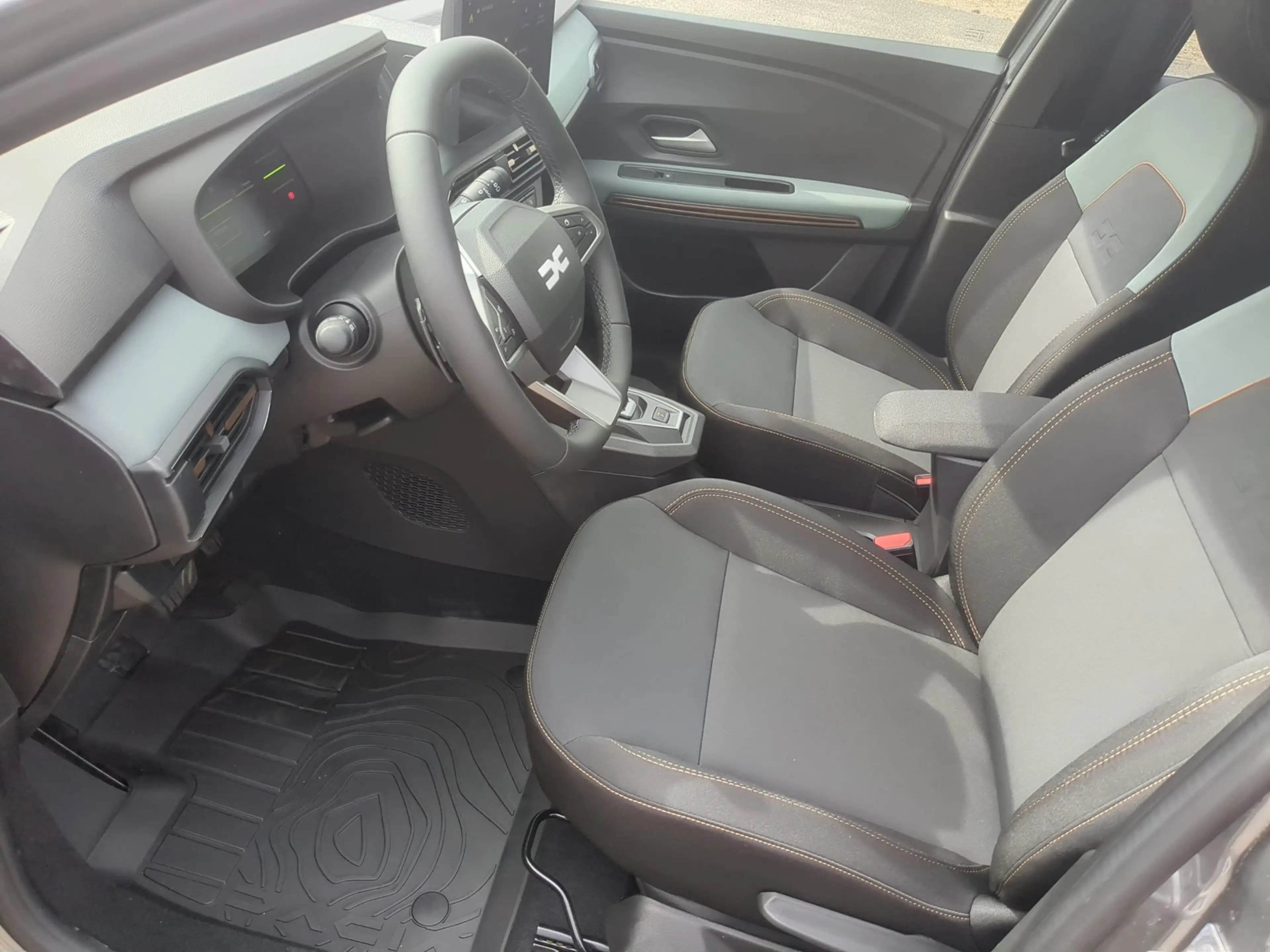 Dacia Jogger LPG 120 auto Extreme 7-S SHZ LKHZ MV-Kamera — photo 5