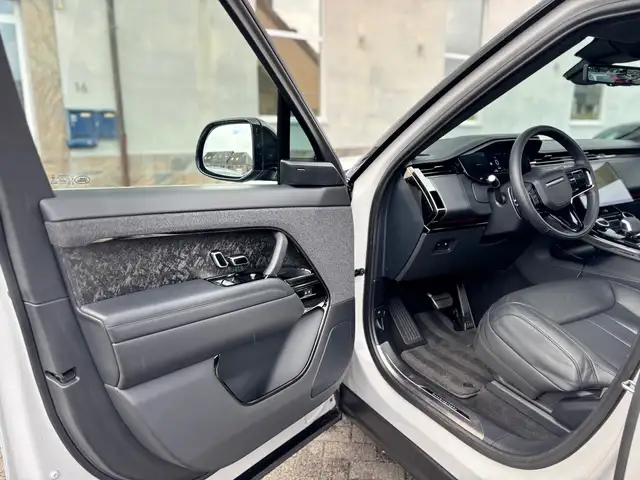 Land Rover Range Rover Sport view 7