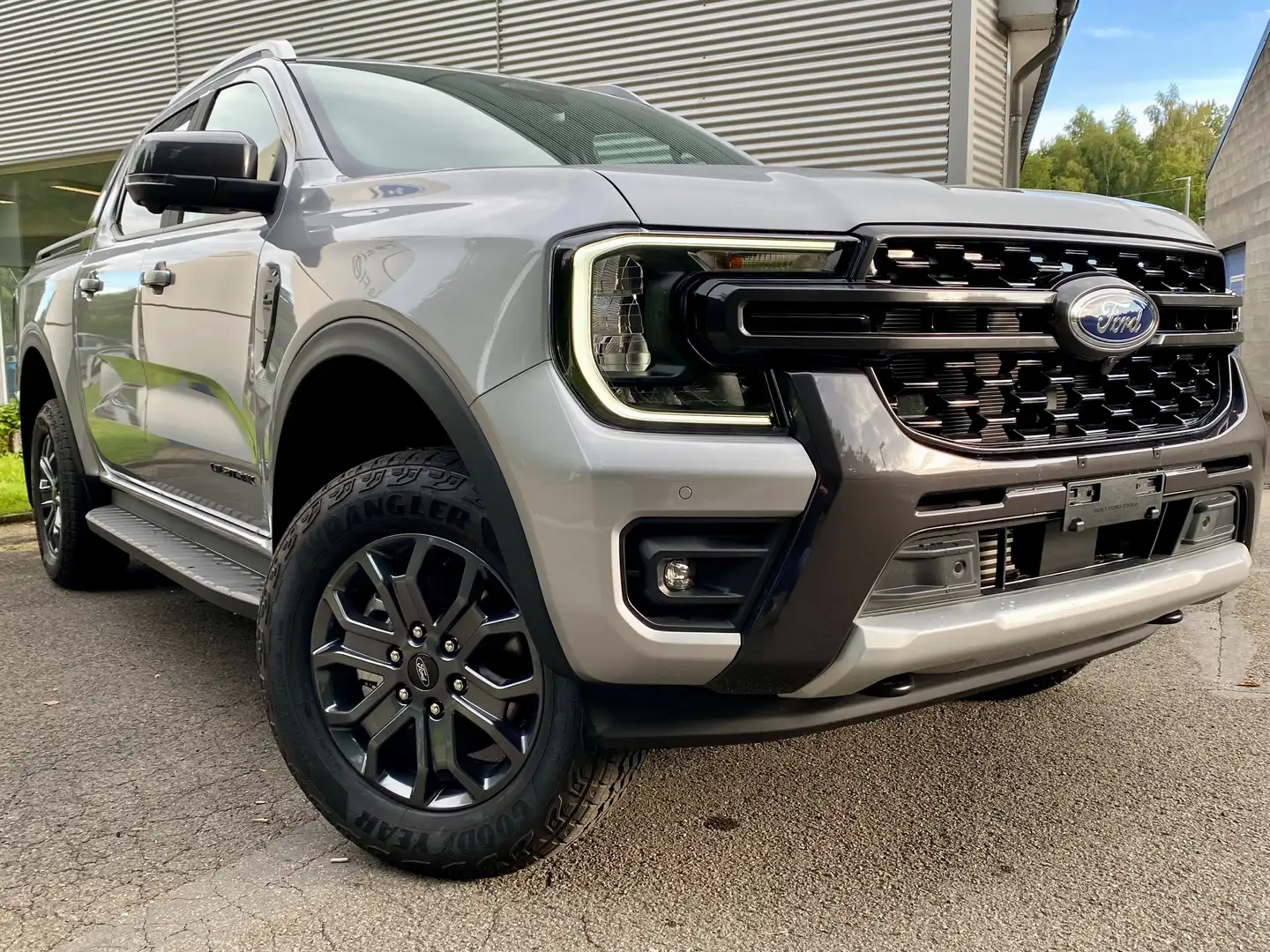 Ford Ranger WILDTRAK / 2.0L 205CH +Rideau élec+B&O+Pneu A/T Grijs - 2