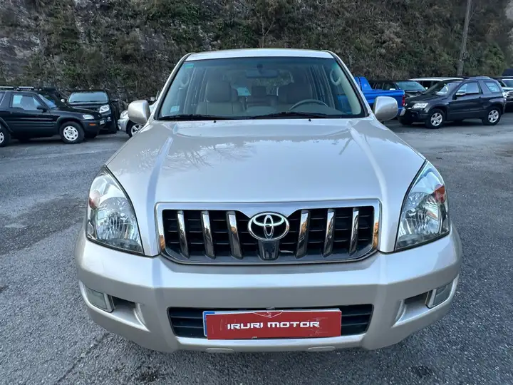 Toyota Land Cruiser D-4D VX 3p 2009, foto 3