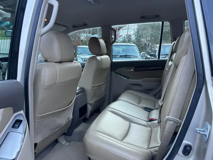 Toyota Land Cruiser D-4D VX 3p 2009, foto 12