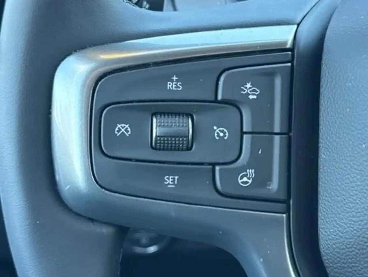 Chevrolet Silverado 1500 снимка Chevrolet Silverado 1500