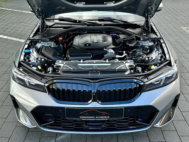 BMW 3 Series view 6