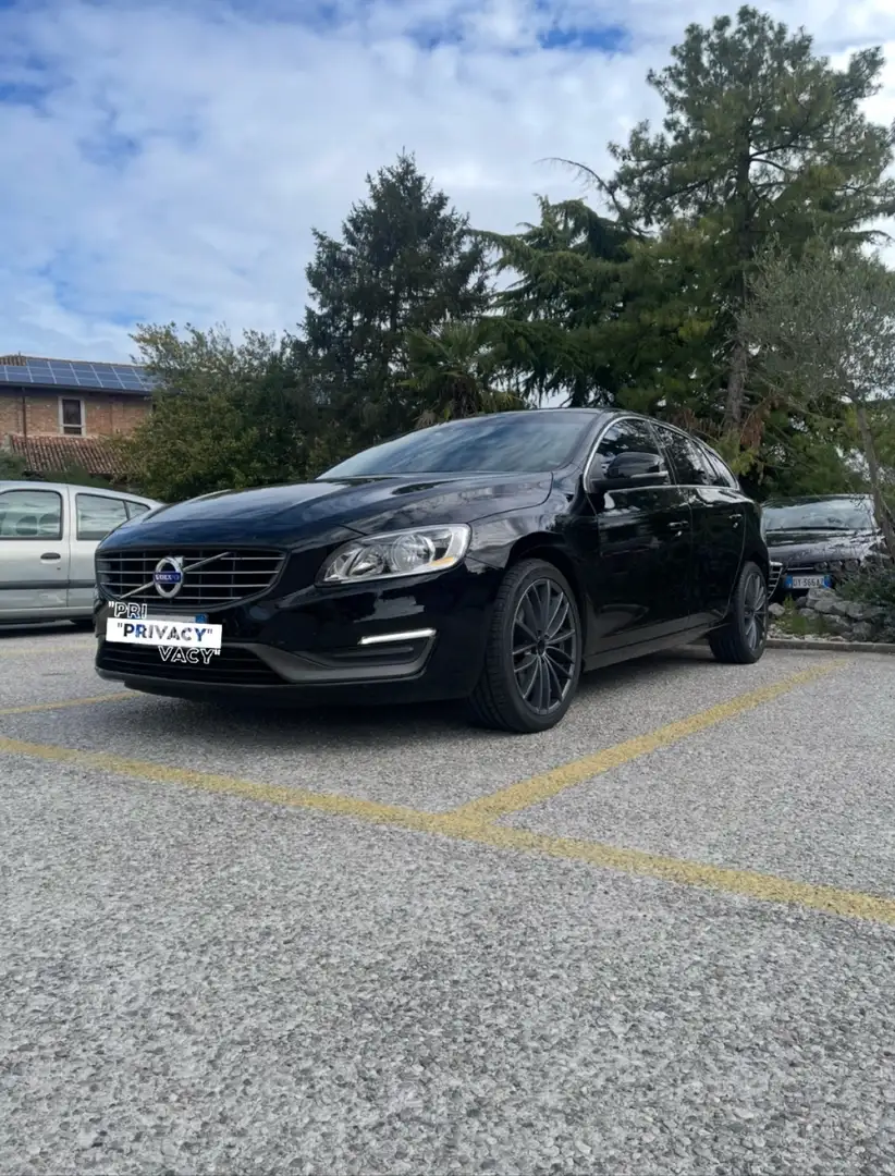 Volvo V60 2.0 d3 Kinetic geartronic - 1